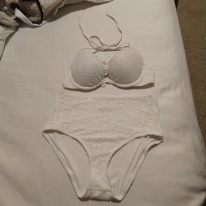 Size 34A and small bottoms swimsuit aerie